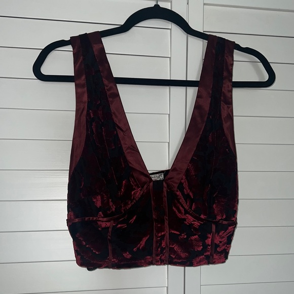 Free People - Picture 2 of 4